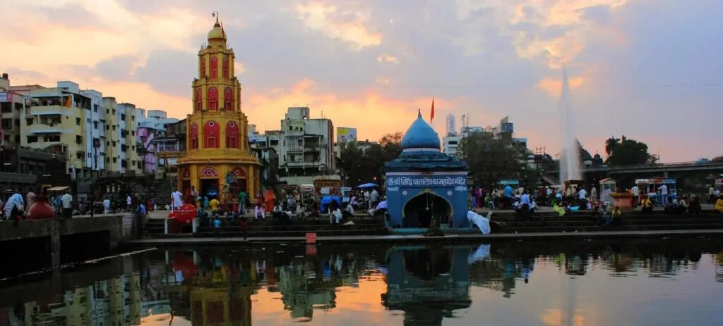 deccan odyssey best luxury train