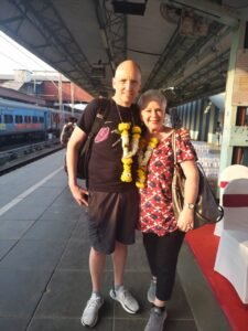 deccan odyssey vs palace on wheels