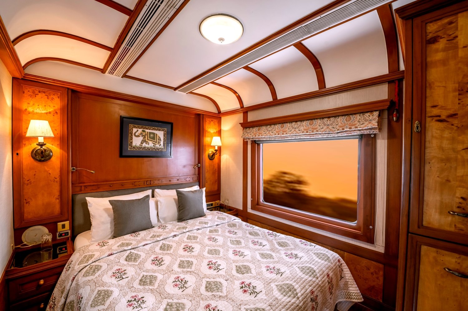 luxury train travel